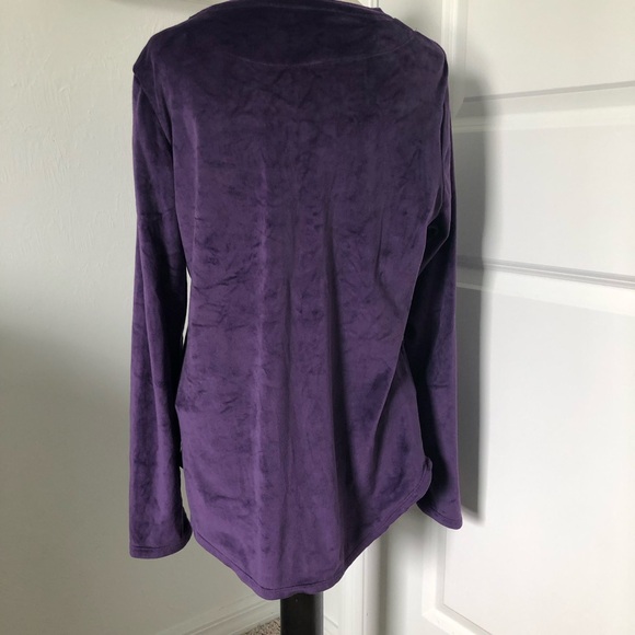 CuddlDuds Climate Right Velour Top - Picture 2 of 5